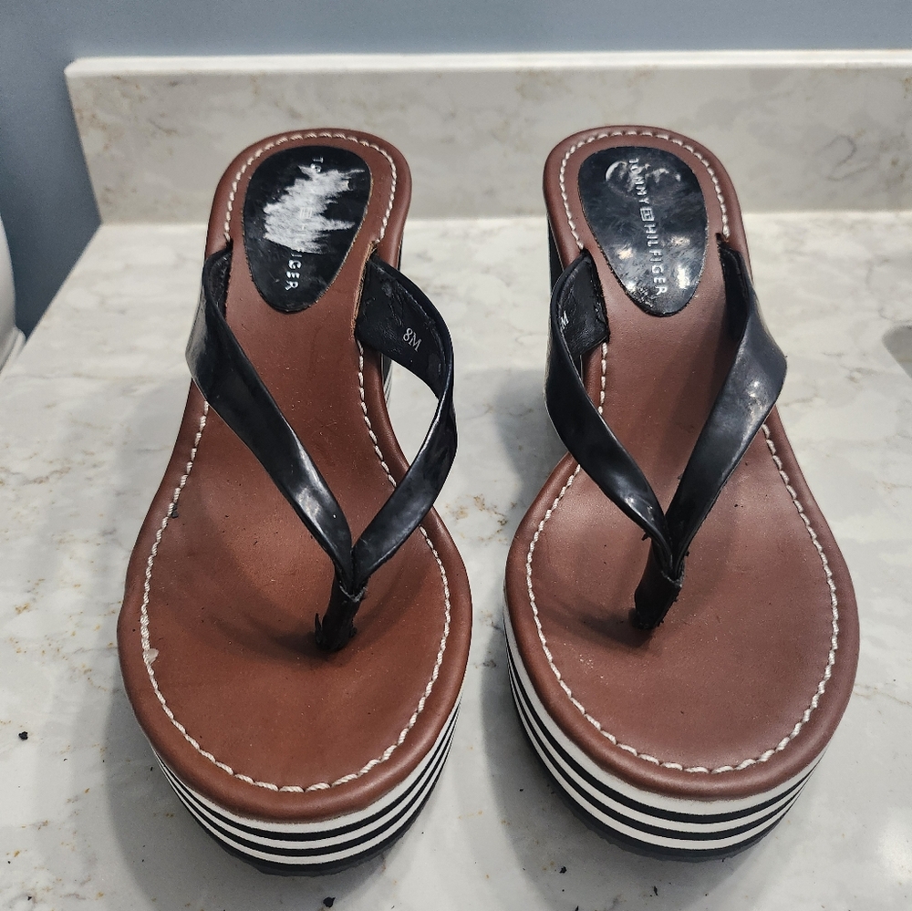 Tommy Hilfiger Size 8M black and Brown Platform Sandals